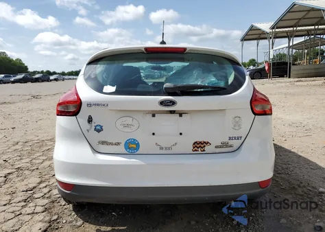 2016 Ford Focus Se z USA, uszkodzony, nr VIN 1FADP3K25GL217409